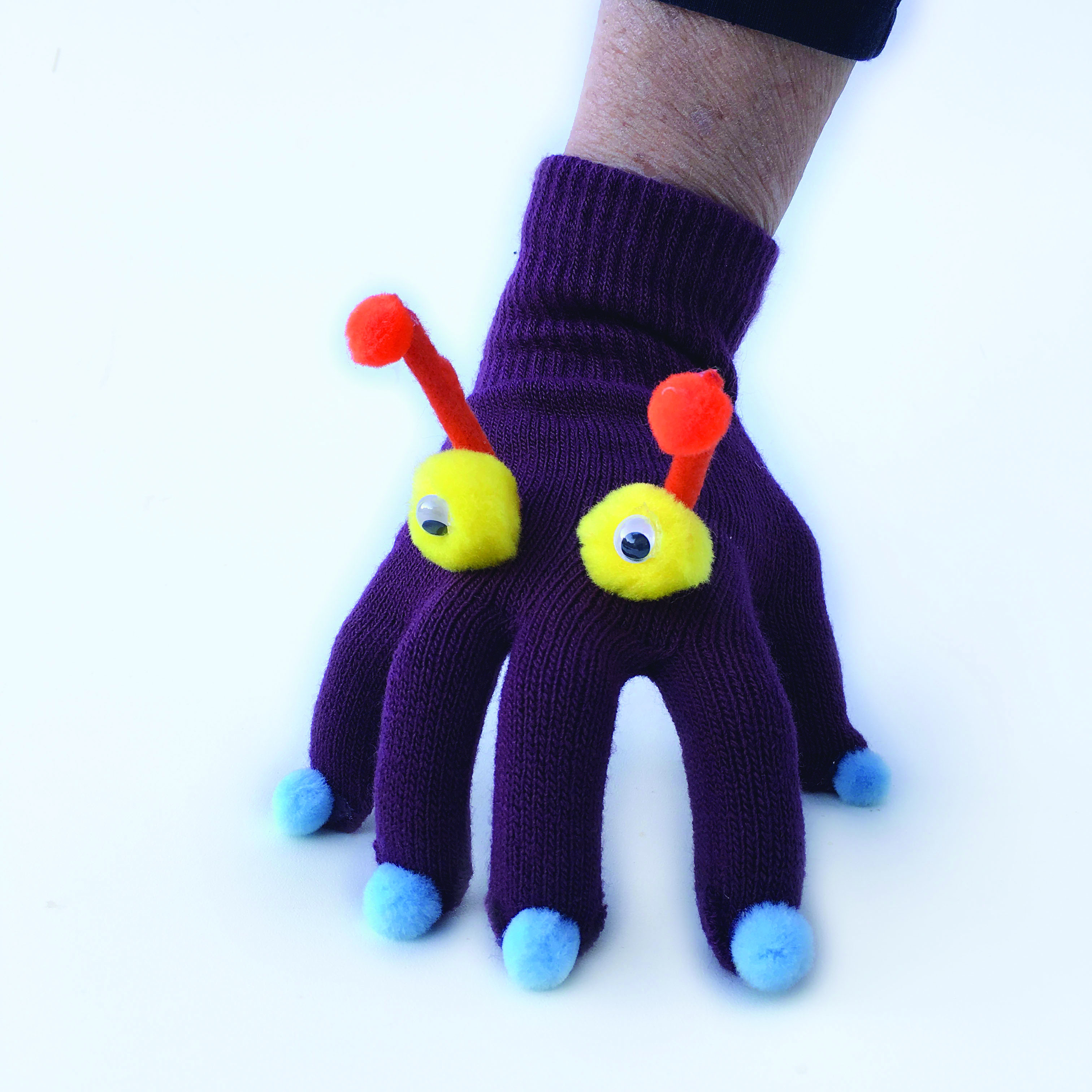 glove critter
